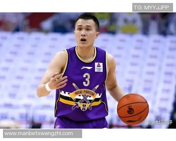运动新闻北控男篮与新疆队激战正酣比分悬念引人关注